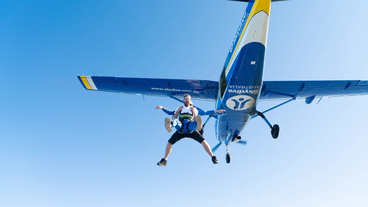 Tandem Skydiving Experience Wollongong Sydney - Photo 3