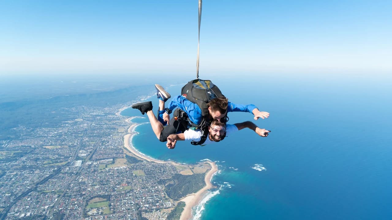 Tandem Skydiving Experience Wollongong Sydney - Photo 4