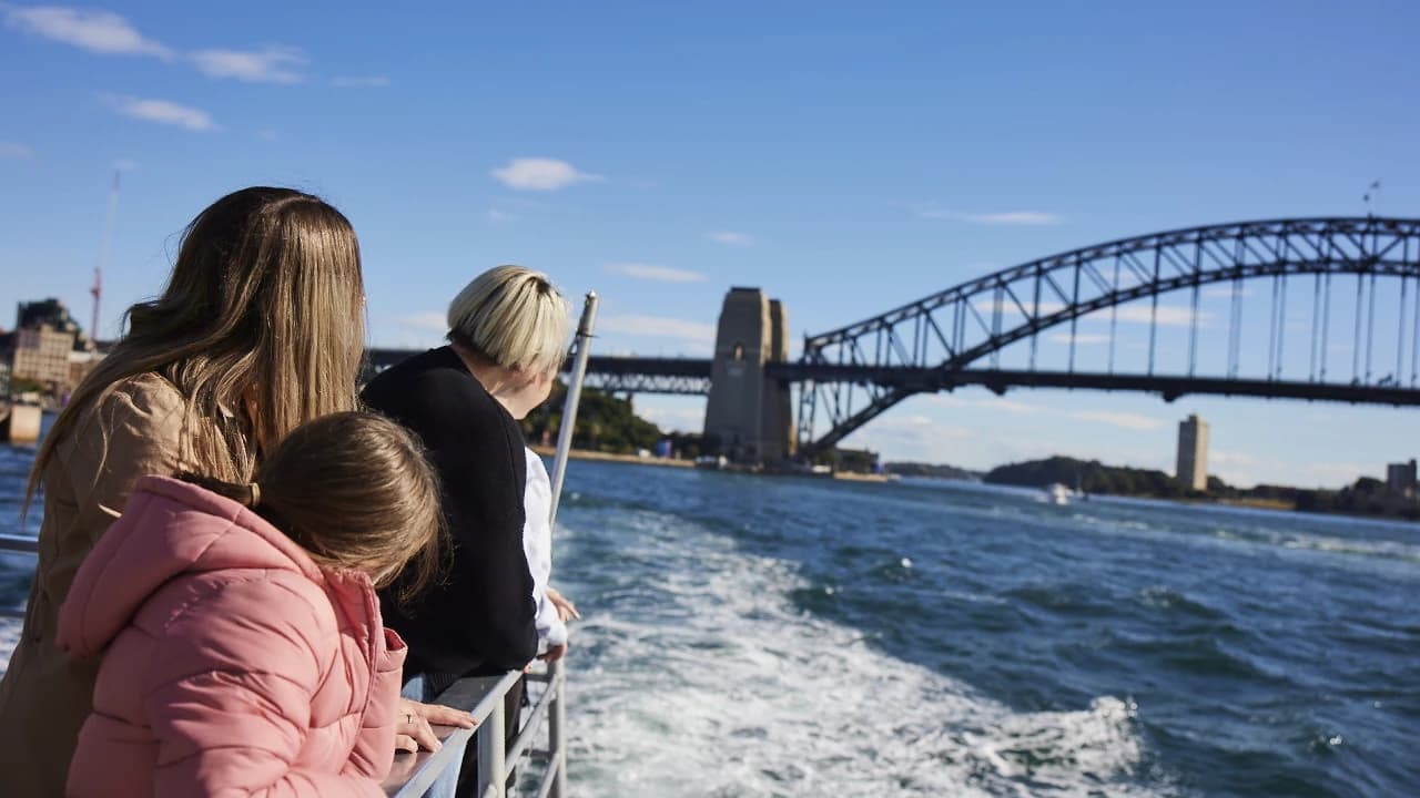 Sydney Harbour Sightseeing Cruise aboard Sydney Princess Cruises - Photo 3
