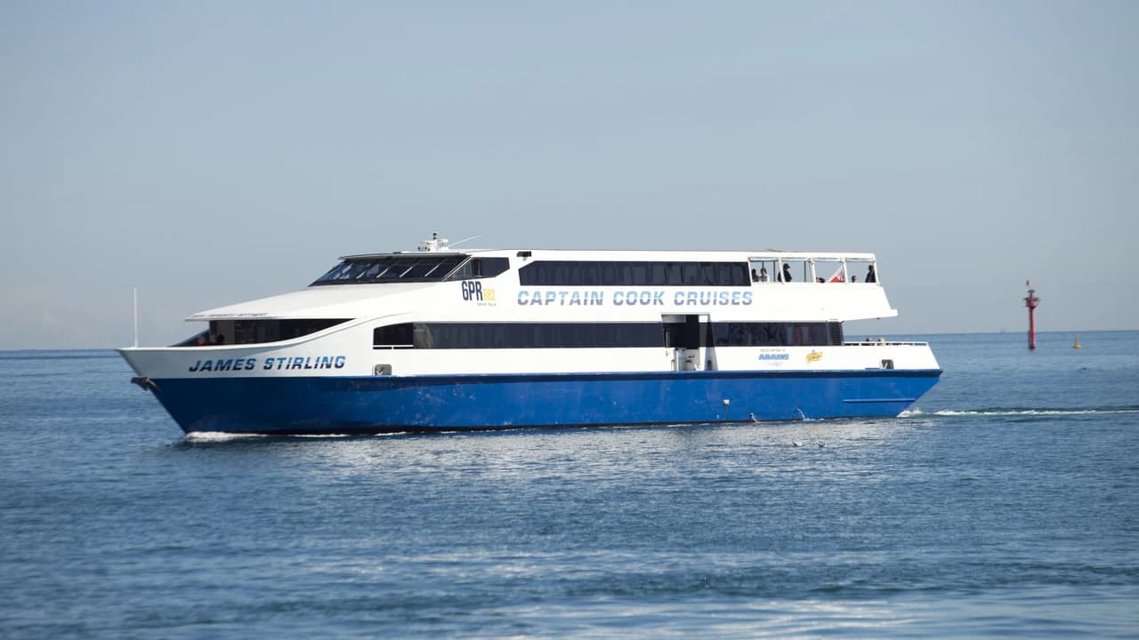 Captain Cook Cruises - Between Perth and Fremantle Scenic Cruise