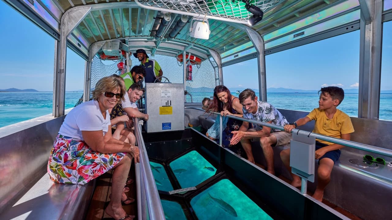 Green Island Reef Full-Day Cruise - image 8