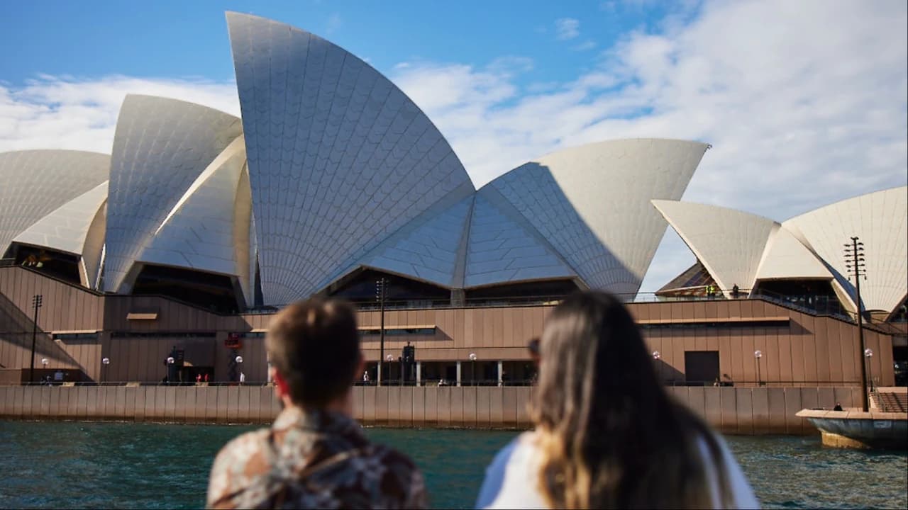 Sydney Harbour Buffet Lunch Discovery Cruise