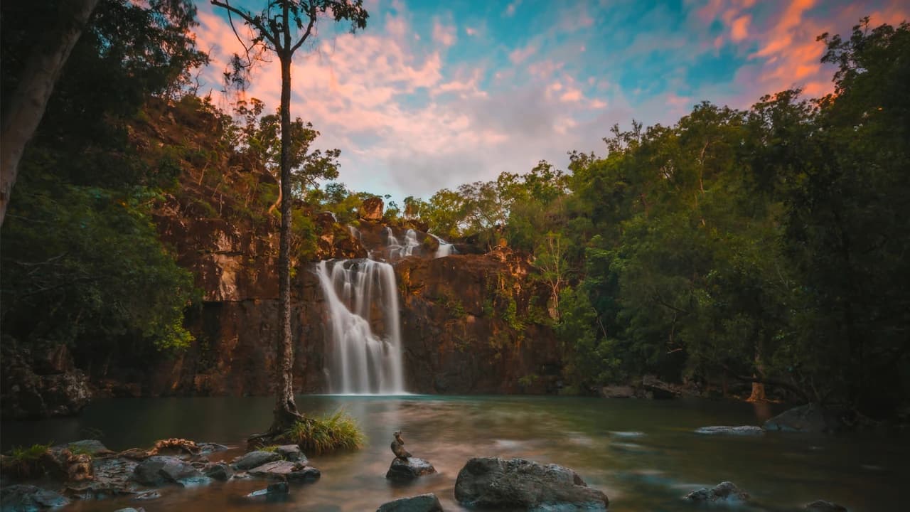 Cedar Creek Falls Tour