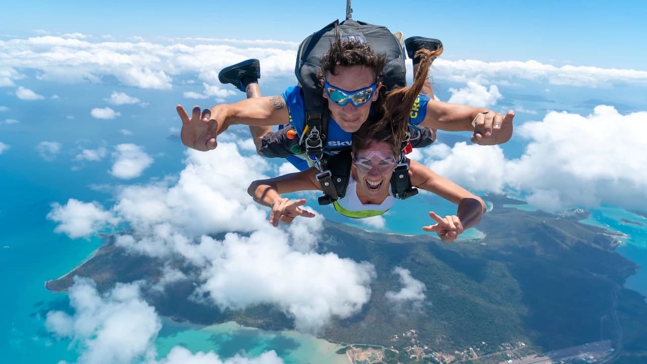 Tandem Skydiving Experience Airlie Beach