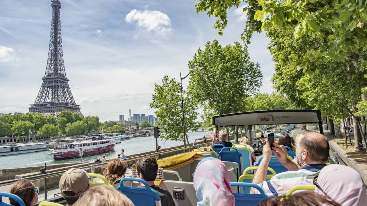Tootbus Paris Hop-on Hop-off Bus Tour
