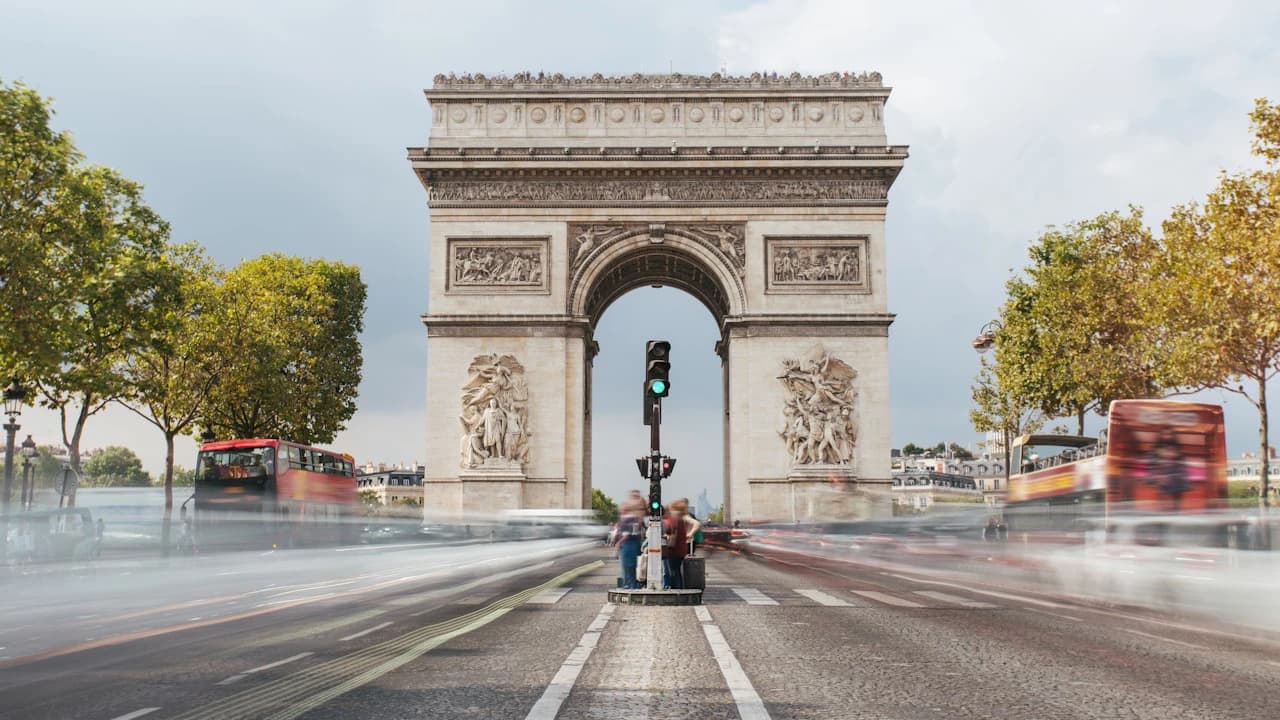 Arc de Triomphe Ticket: Admission + Rooftop Access