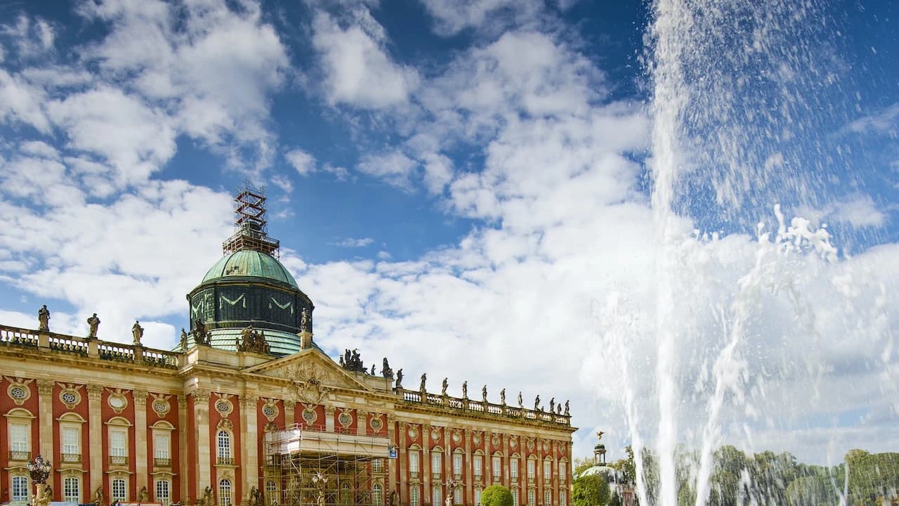 Potsdam & Sanssouci Palace - Photo 2