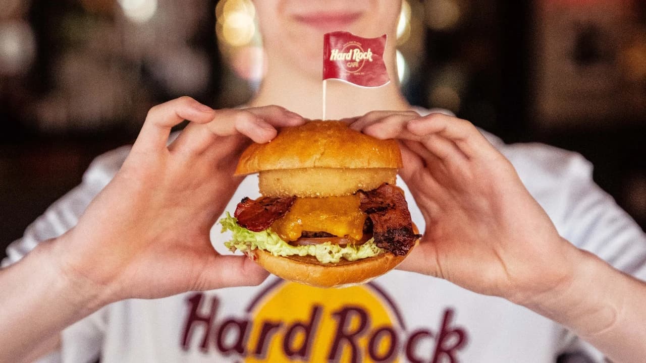 Hard Rock Cafe Berlin Dining Experience