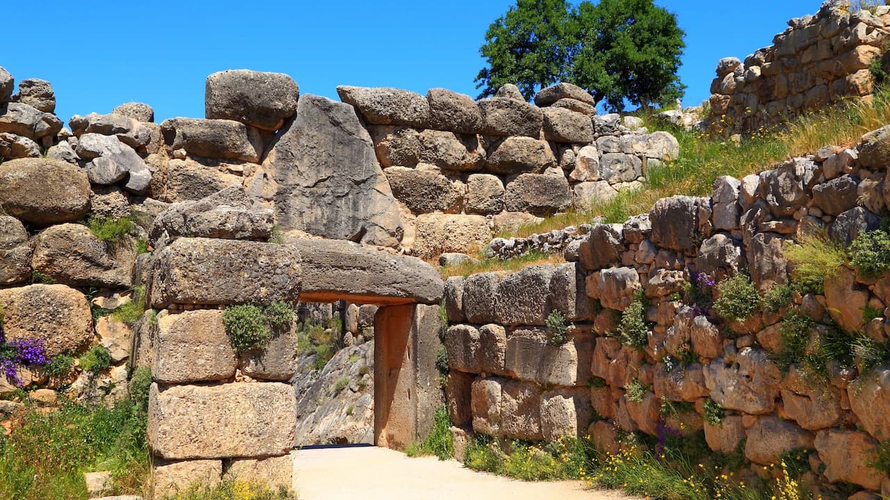Epidaurus and Mycenae Archaeological Sites Full-Day Tour from Athens