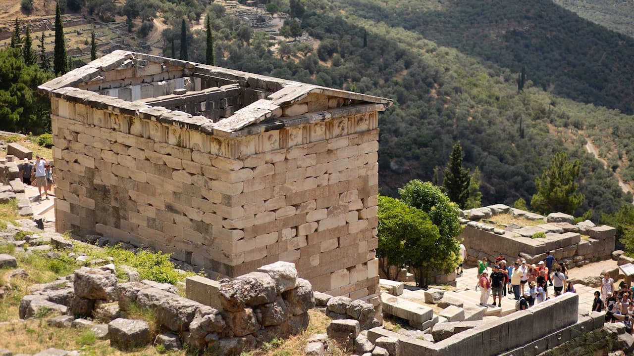 Delphi Archaeological Site Full-Day Tour from Athens - image 6