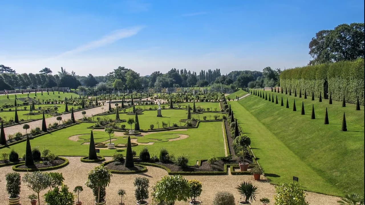 Hampton Court Palace Ticket - Photo 4