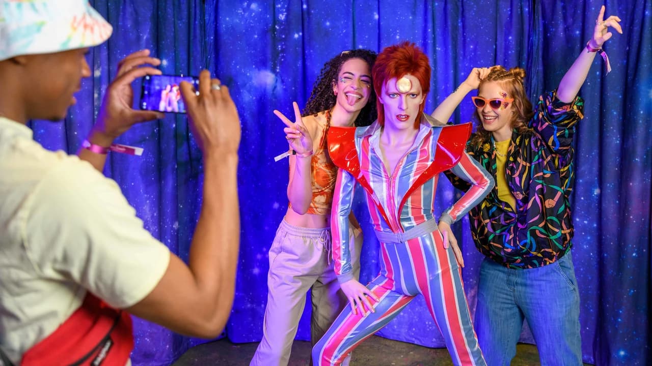 COMBO: Madame Tussauds London Ticket + London Hop-on Hop-off Bus Tour