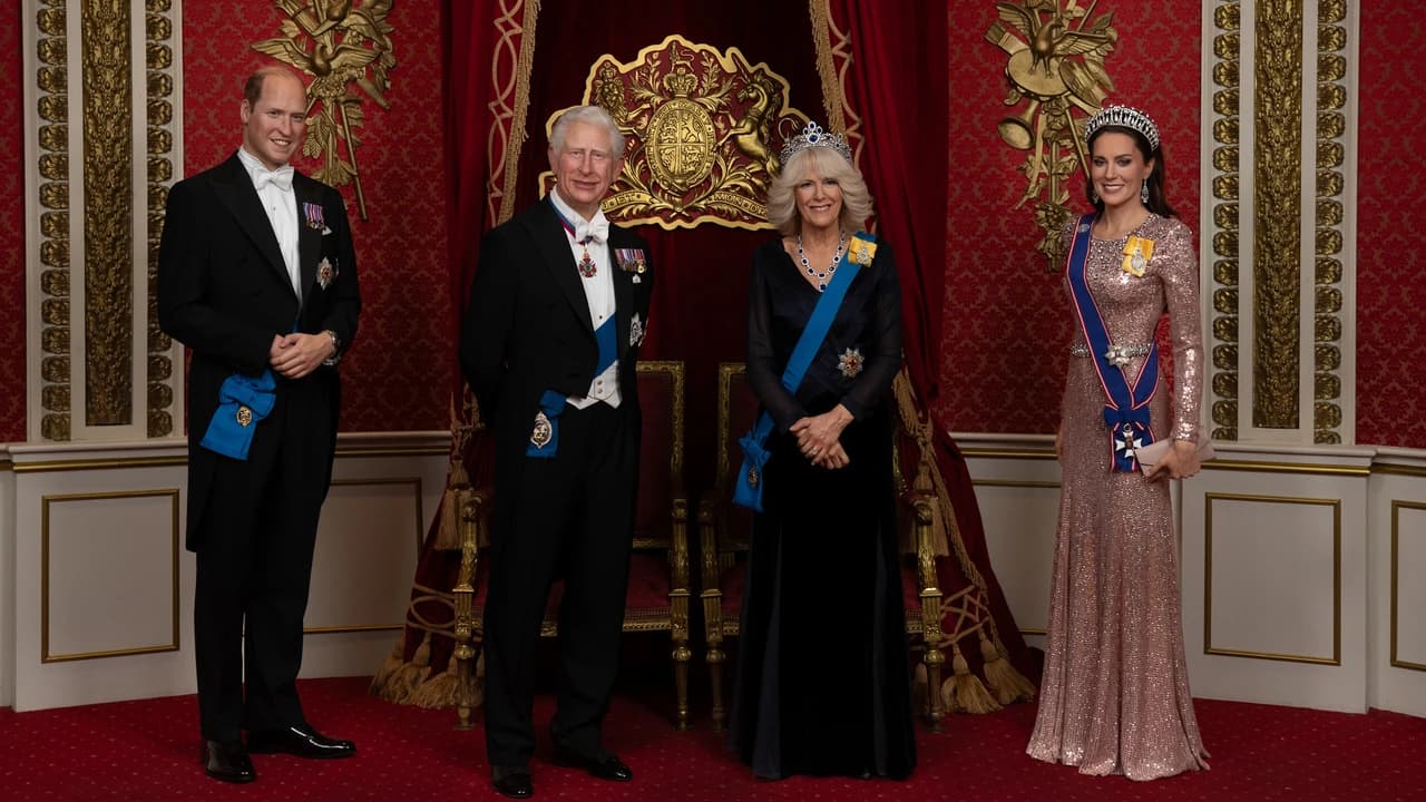 COMBO: Madame Tussauds London Ticket + London Hop-on Hop-off Bus Tour - image 7