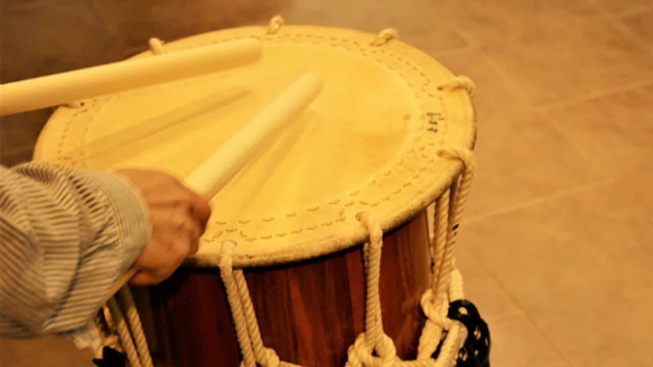 Japanese Drum Taiko Experience at Tokyo HANADA