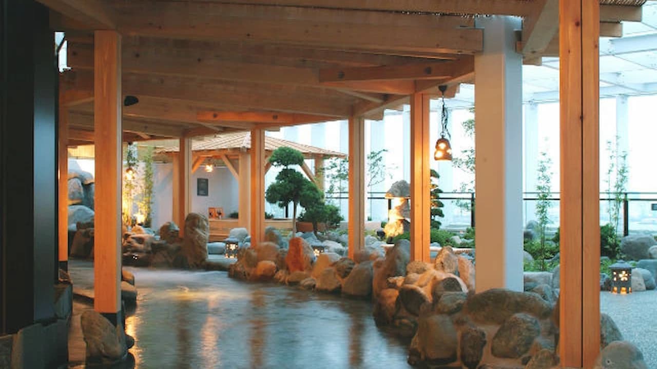 Yokohama Minato Mirai Manyo Club Onsen Experience