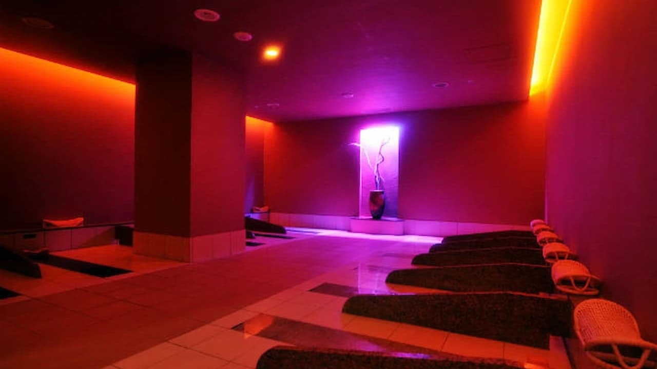Yokohama Minato Mirai Manyo Club Onsen Experience - Photo 4