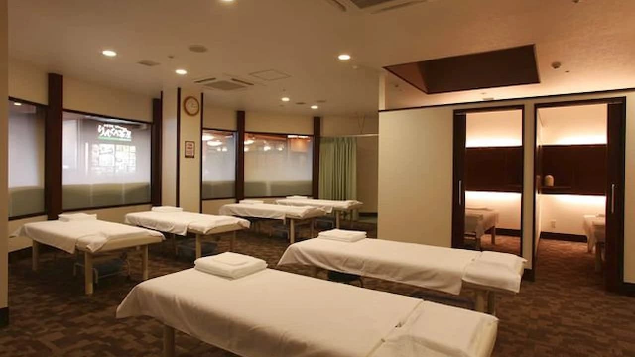 Rock Salt Spa Rinkunoyu Experience - Photo 4