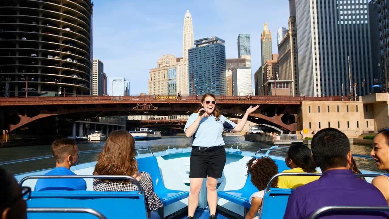 Lake Michigan and Chicago River Cruise Ticket - Photo 4