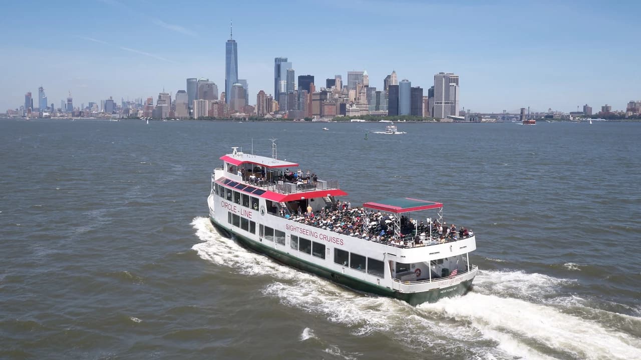 Official Circle Line Cruises, Midtown NYC: Reserved Straight-to-Board Ticket - Photo 3