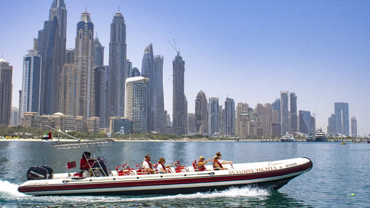 Speed Boat Tour Dubai - Photo 3