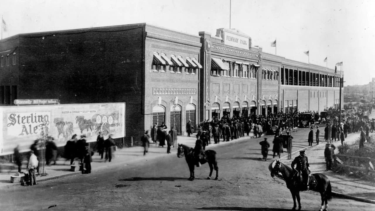 Fenway Park walking tour in Boston - image 6