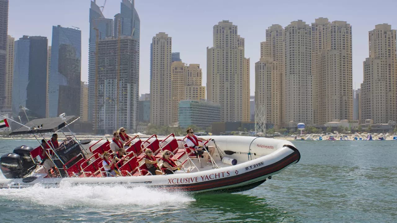 Speed Boat Tour Dubai - Photo 6