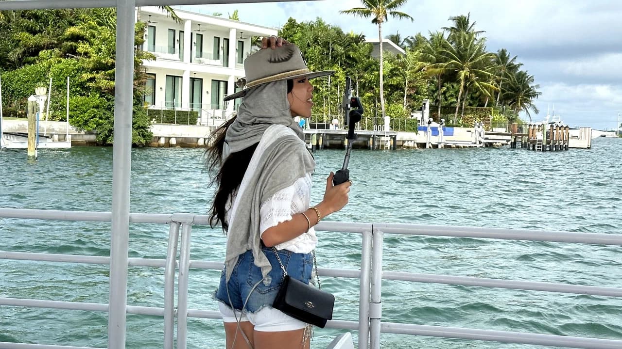 Water Taxi between Bayside Marketplace & South Beach - image 7