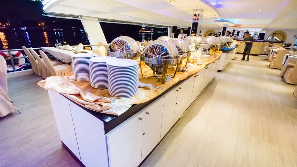 Chao Phraya Dinner Cruise aboard River Star Princess - image 8