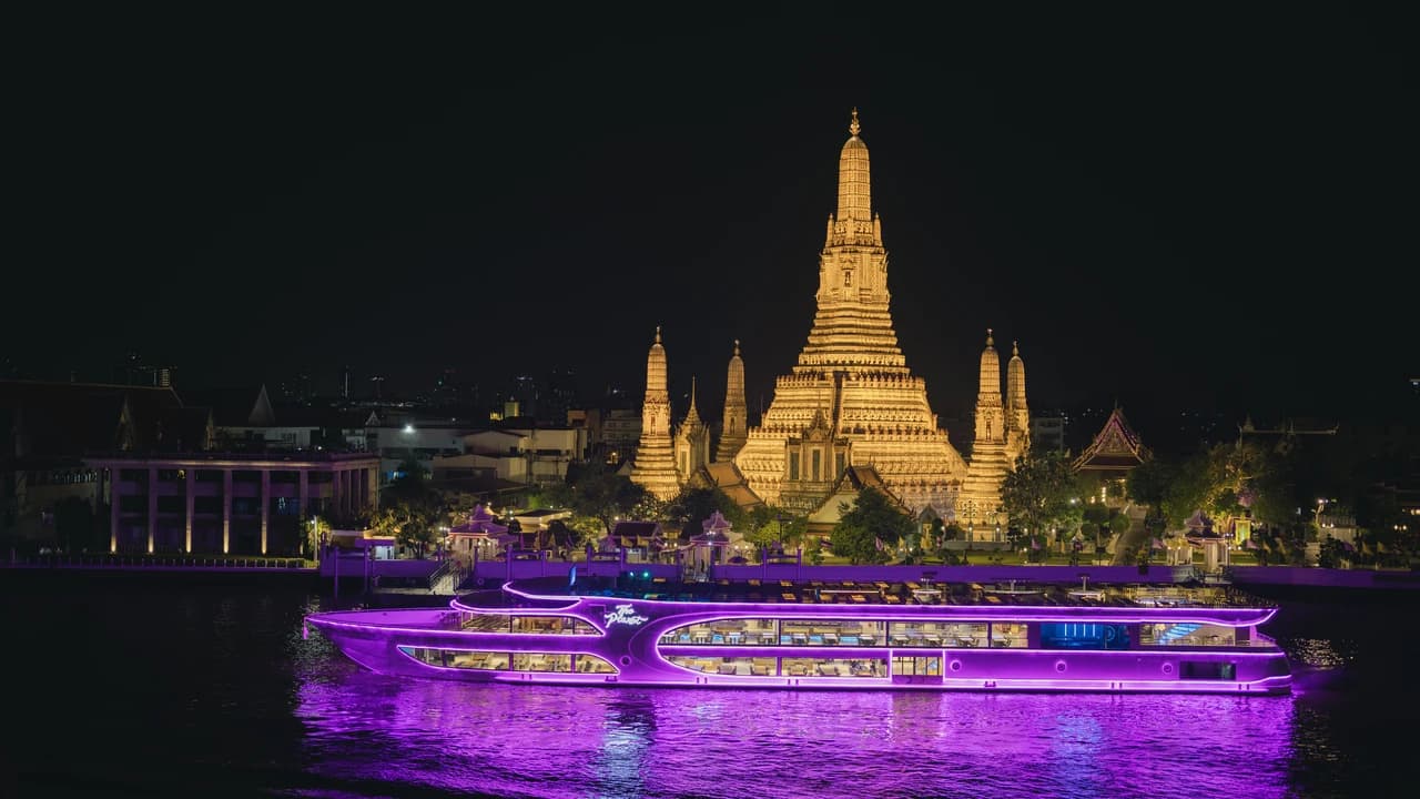 Chao Phraya River Dinner Cruise aboard The Planet Cruise