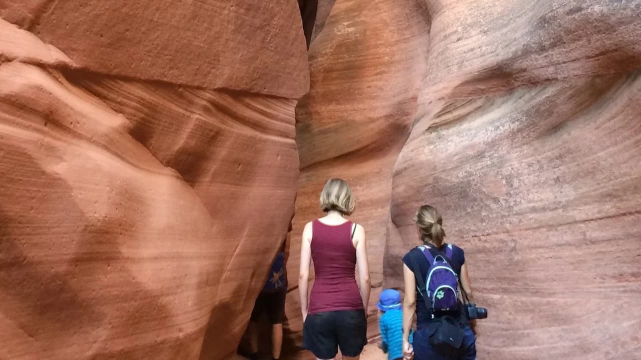 Antelope Canyon X and Horseshoe Bend Tour from Las Vegas - Photo 2