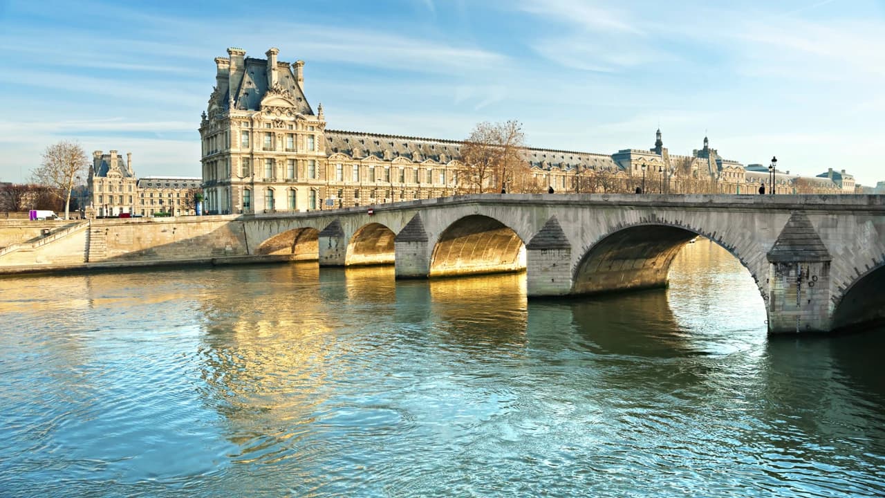 Paris Open-Top Bus Tour, Seine River Cruise, and Eiffel Tower Dining Experience - image 8