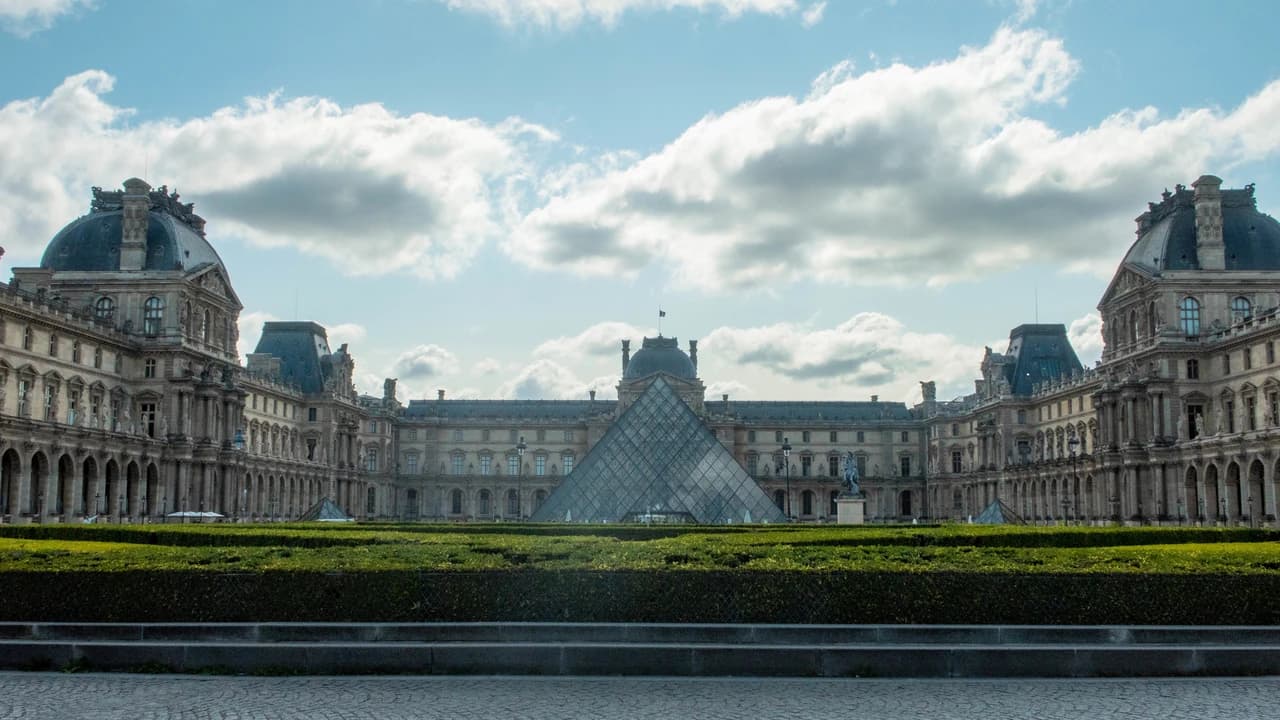 Paris Panoramic Bus Tour and Seine River Cruise - Photo 5