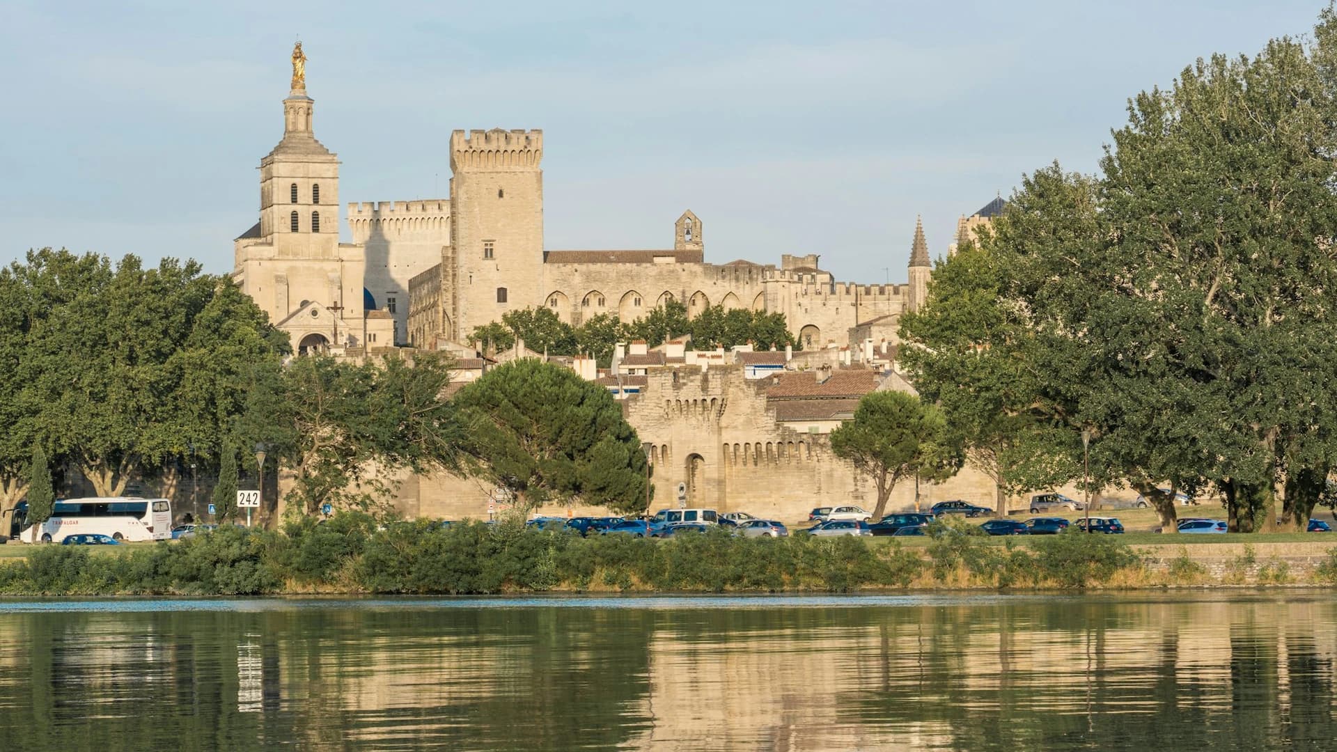 Avignon & Popes Palace Tour - image 7
