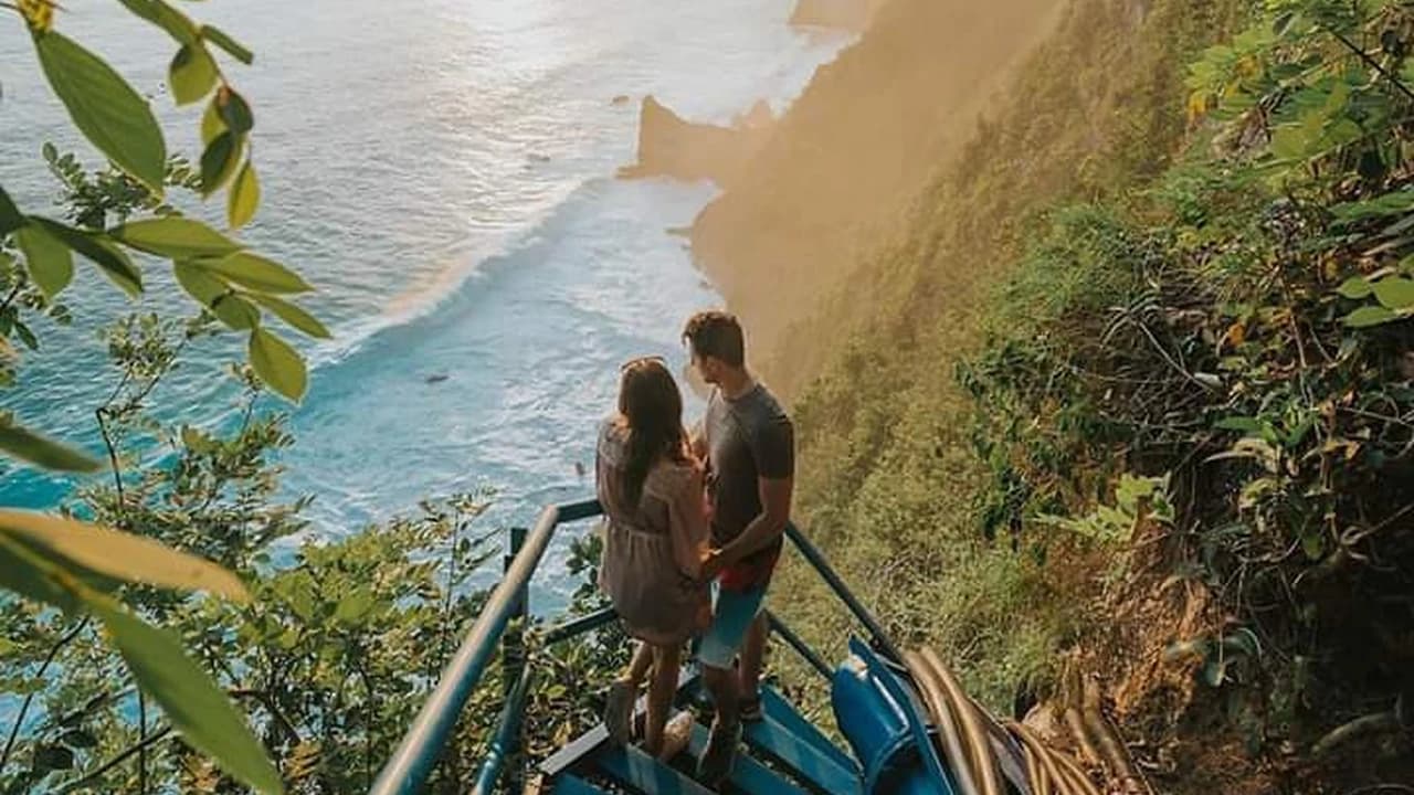 Nusa Penida Instagramable Day Tour With Snorkelling Experience