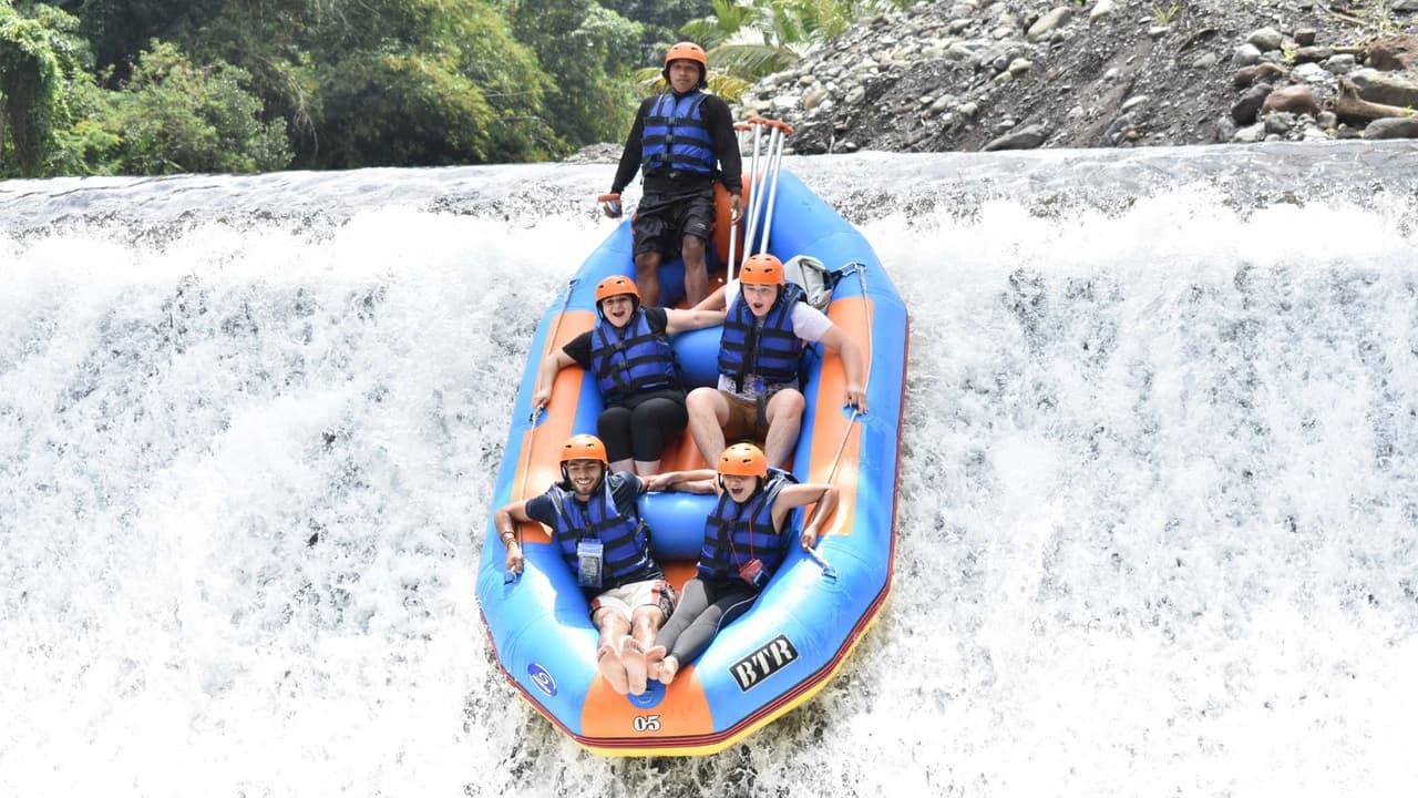 Telaga Waja White Water Rafting