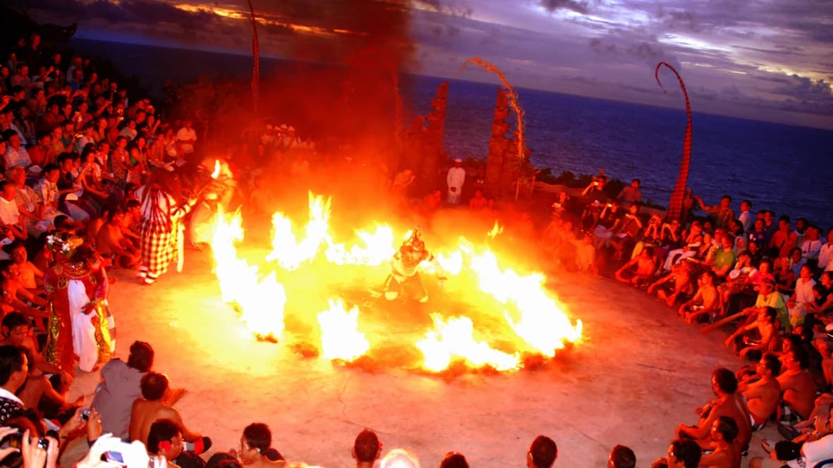 Bali Water Blow & Uluwatu Temple Private Day Tour