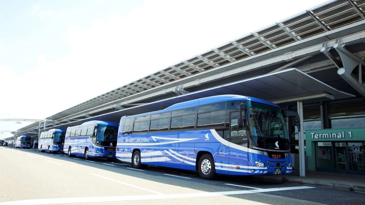Kansai Limousine Bus - Kansai Airport to/from Namba OCAT/Kyoto/Tempozan/USJ