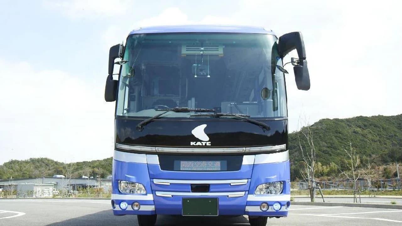 Kansai Limousine Bus - Kansai Airport to/from Namba OCAT/Kyoto/Tempozan/USJ - image 8
