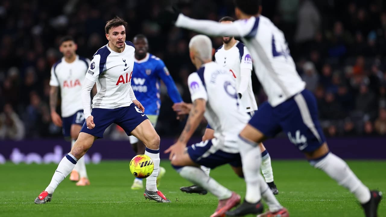 Premier League Football - Tottenham Hotspur FC Match Ticket at Tottenham Hotspur Stadium - Photo 3