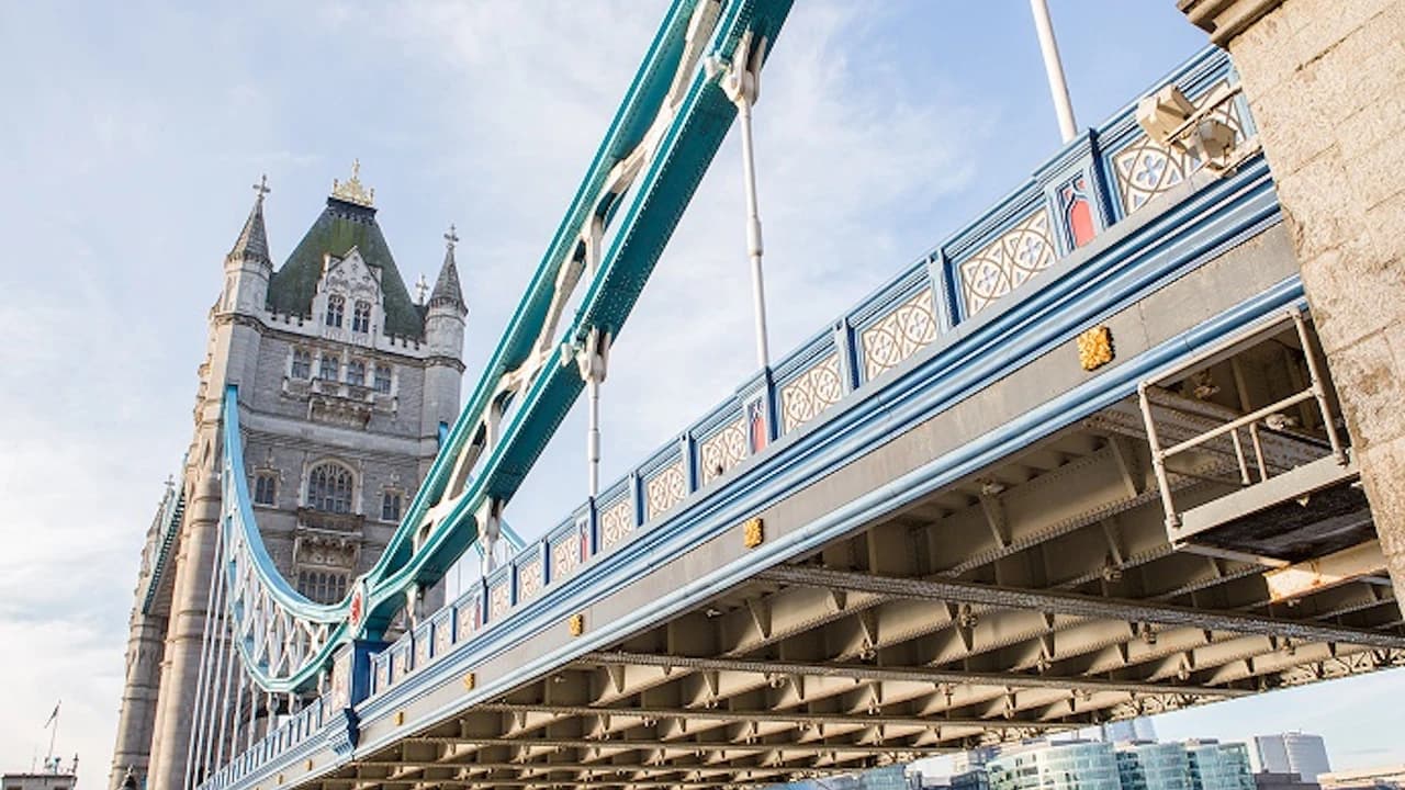 Tower Bridge - Photo 2
