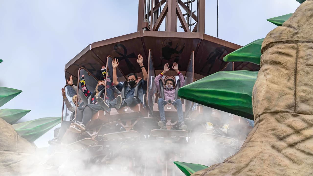 Chessington World of Adventures Ticket - image 7