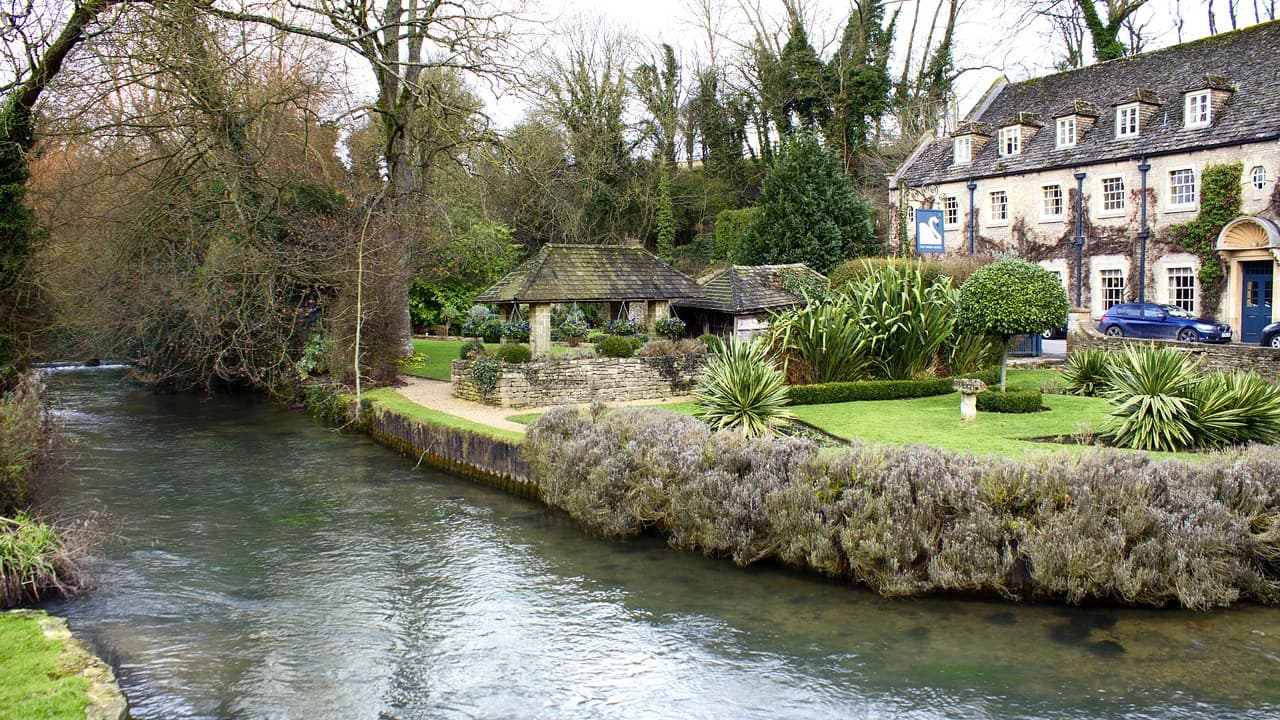 Cotswolds Village Tour with Lunch - Photo 5