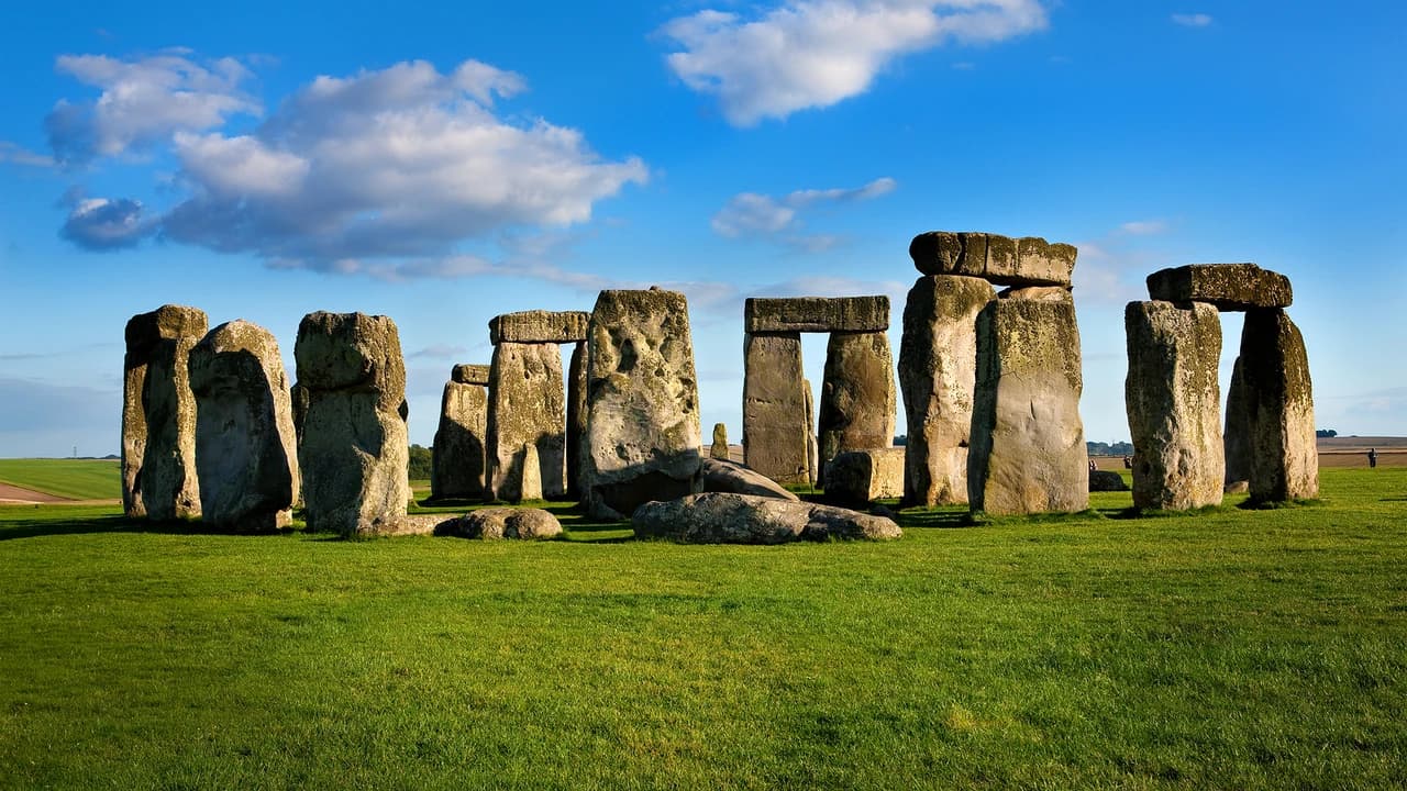 England In One Day: Stonehenge, Bath, Stratford and The Cotswolds Tour - image 8