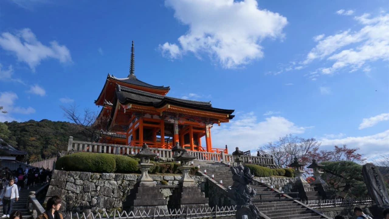 Kyoto Full-Day Tour: Nijo Castle, Kinkaku-ji,  Fushimi Inari Taisha, Kiyomizu-dera Temple