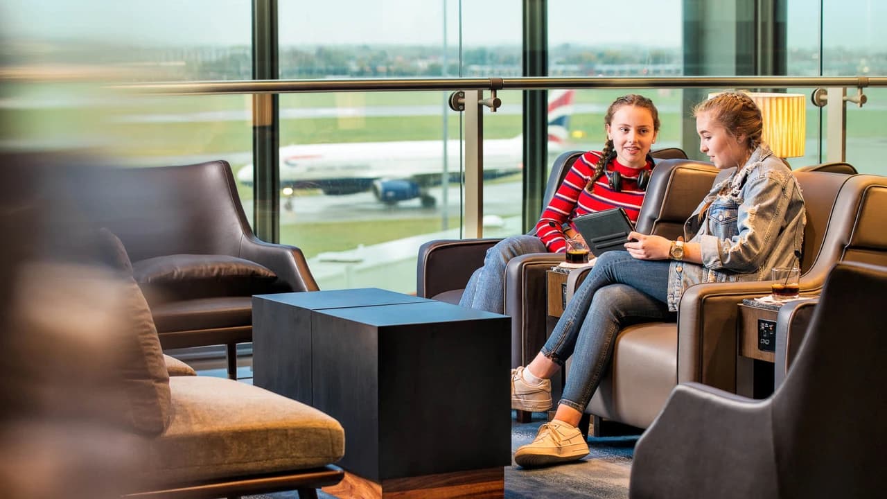 Plaza Premium Lounge - London Heathrow Airport Terminal 5