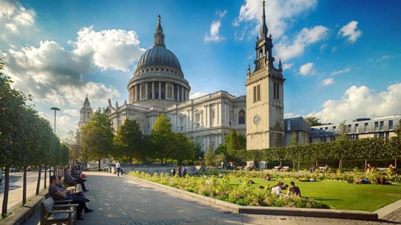 St. Paul's Cathedral, Changing of the Guard, and London Sightseeing Tour - Photo 4