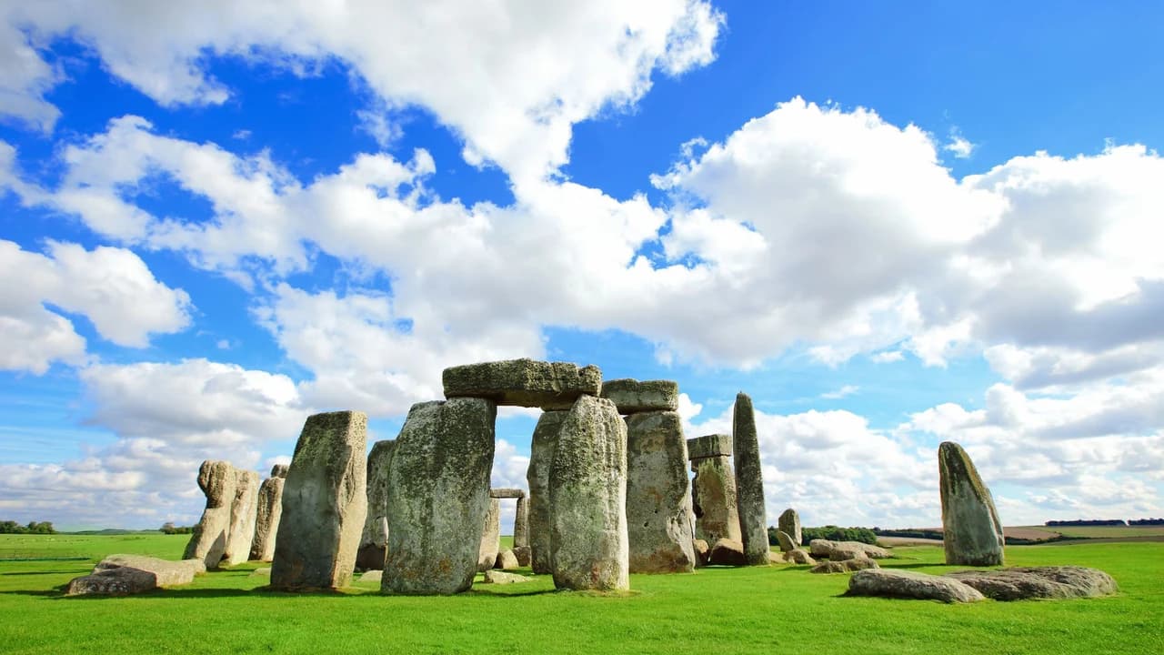 Windsor Castle and Stonehenge Tour from London - image 8