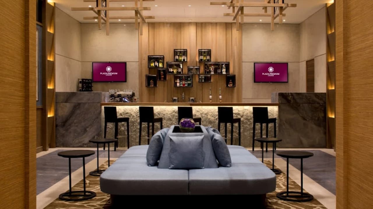 Plaza Premium Lounge - London Heathrow Airport Terminal 2