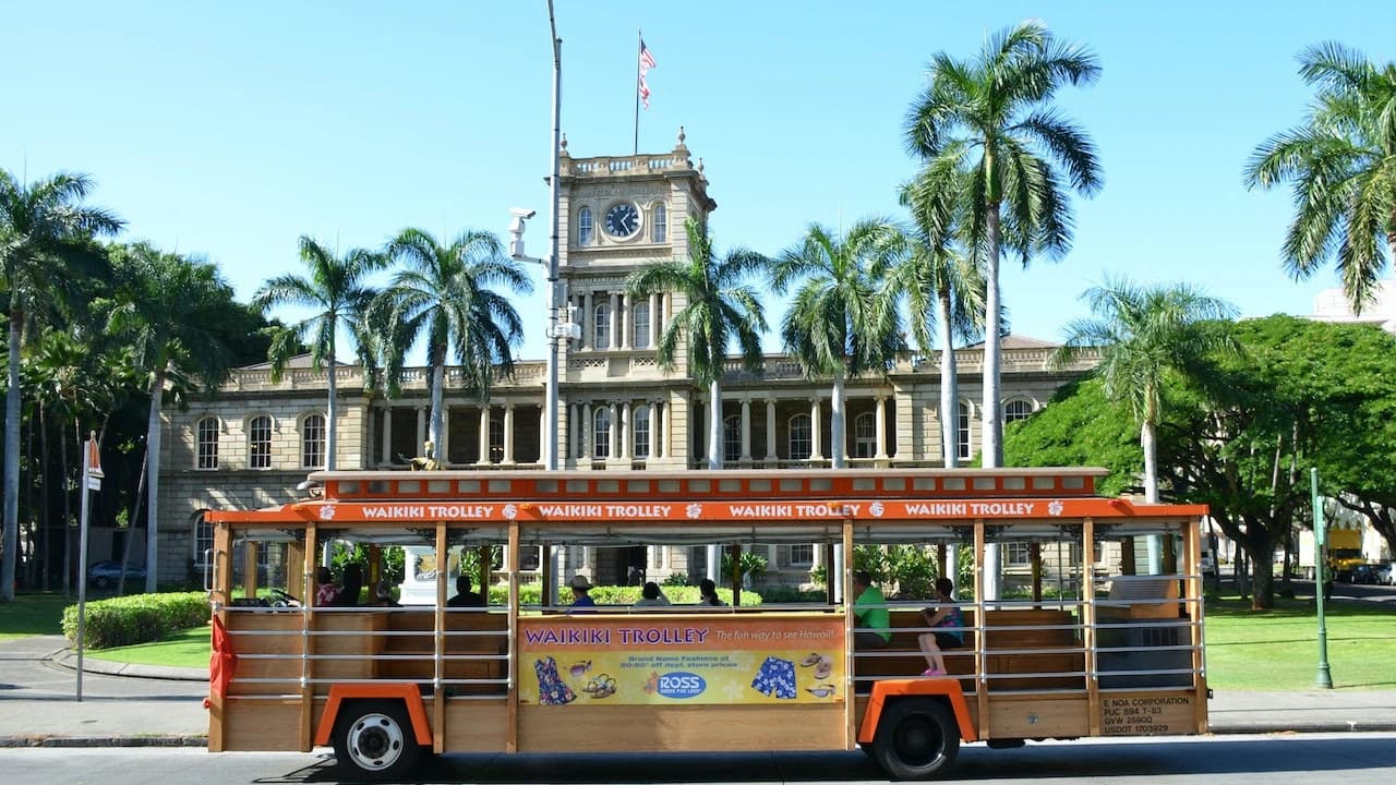 Waikiki Trolley Hop-on Hop-off Bus Tour