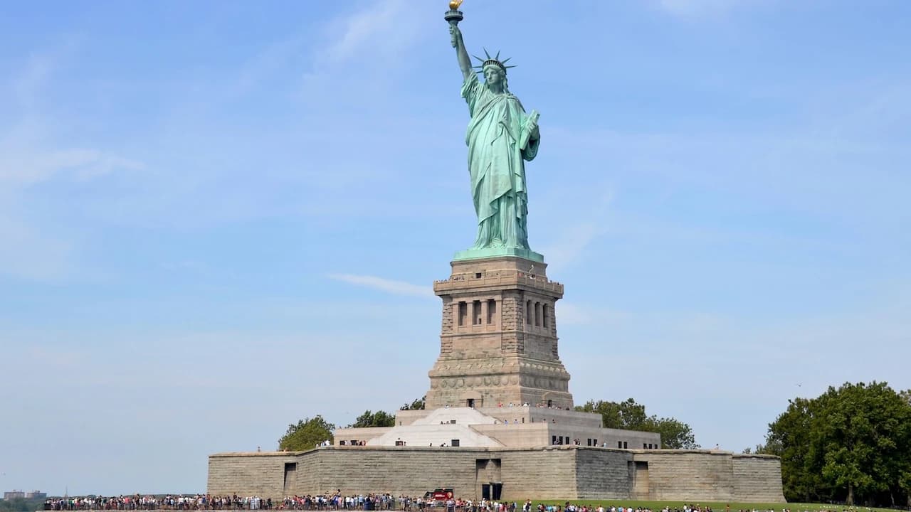 Official Statue of Liberty & Ellis Island Admission Ticket + Roundtrip Ferry by Statue City Cruises - Photo 5